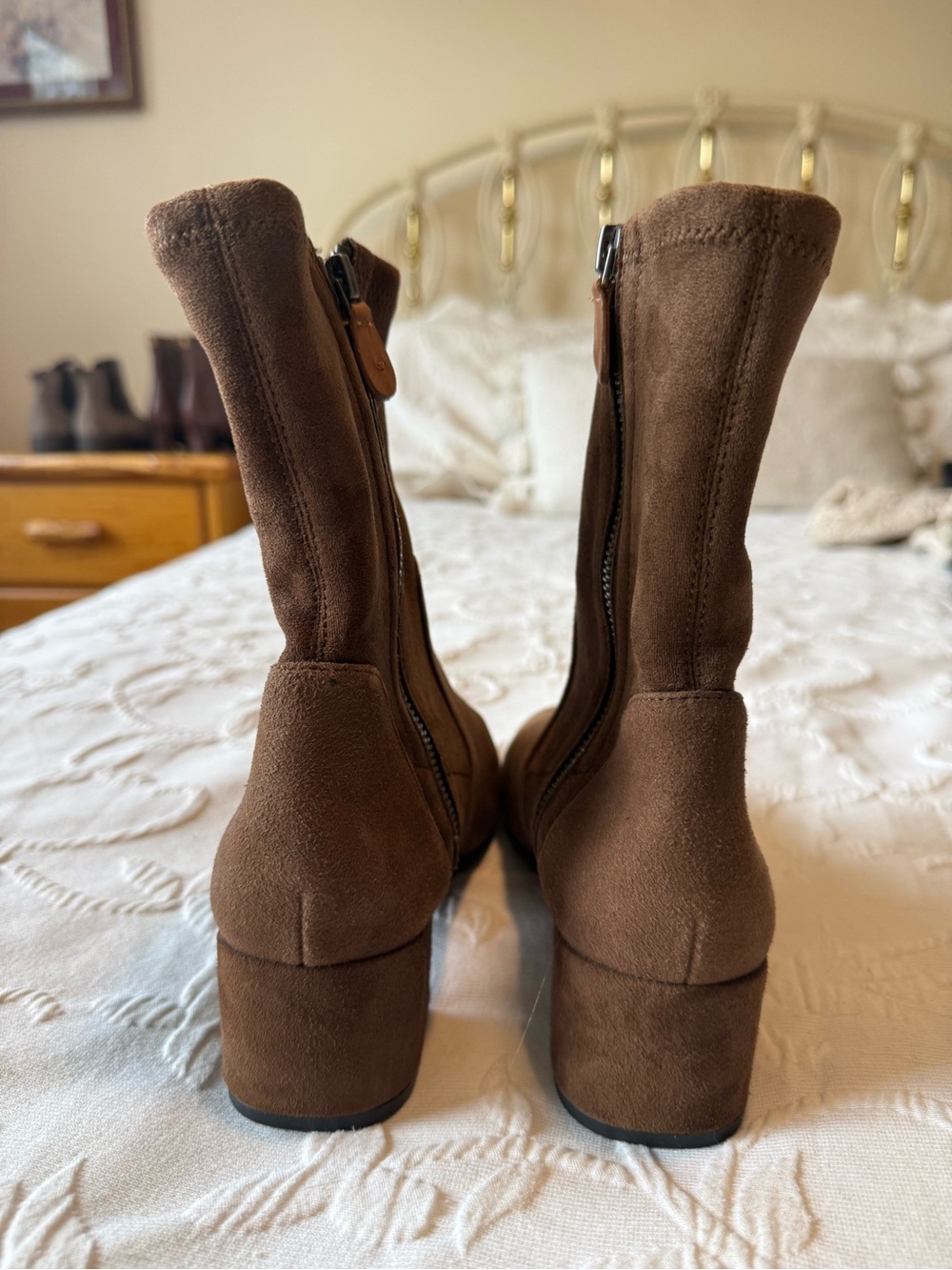 Gentle Souls Brown Suede Ella Stretch Boots Low Block Heel - Picture 5 of 6
